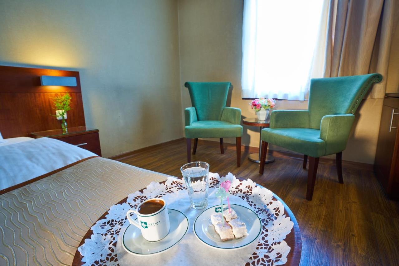 Feronya Hotel Istanbul Exteriör bild