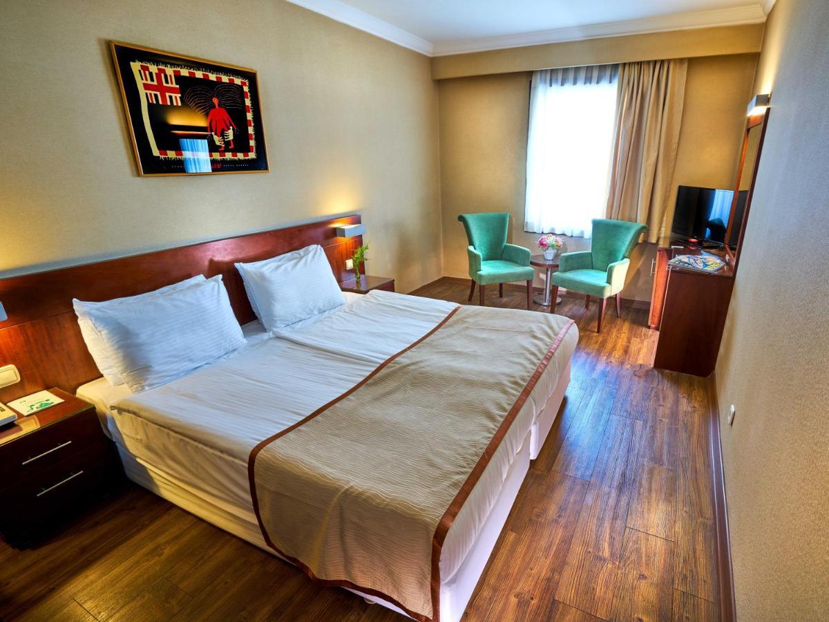 Feronya Hotel Istanbul Exteriör bild